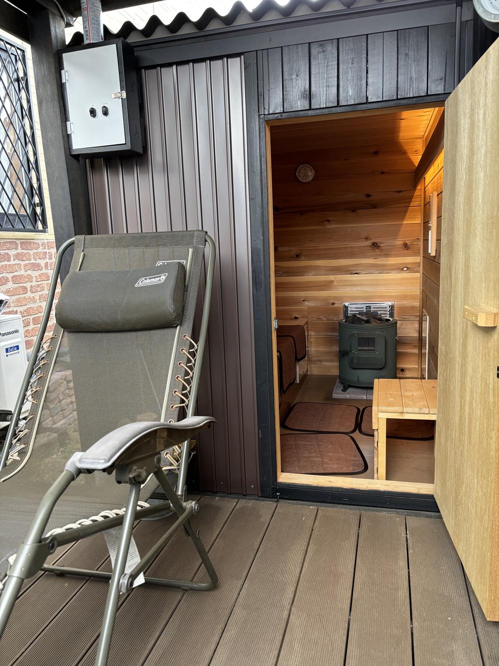 便利屋しもっぱらが設置した自宅サウナの施工例1